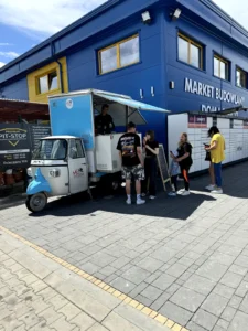 Słowackiego przy markecie Mrówka 2